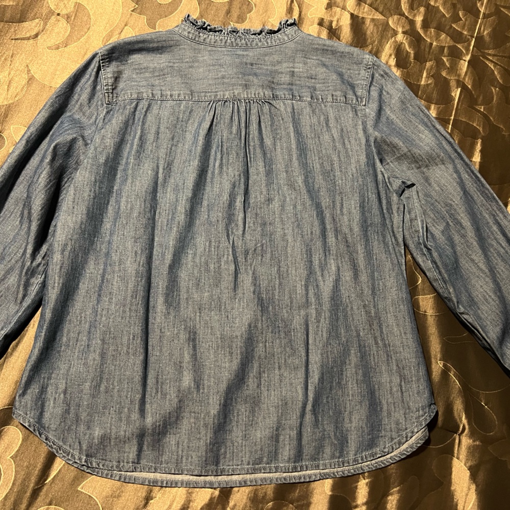 NWT Talbots Denim Chambray Ruffled Collar Top Rhinestone Buttons 100% Cotton PL - Picture 10 of 14